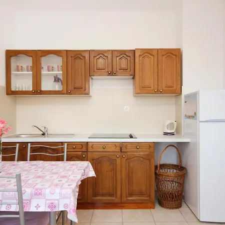 Daire With Parking Space Orebic, Peljesac - 10196 Orebić