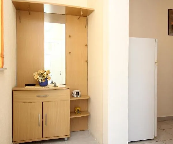 Appartement With Parking Space Orebic, Peljesac - 10196 *